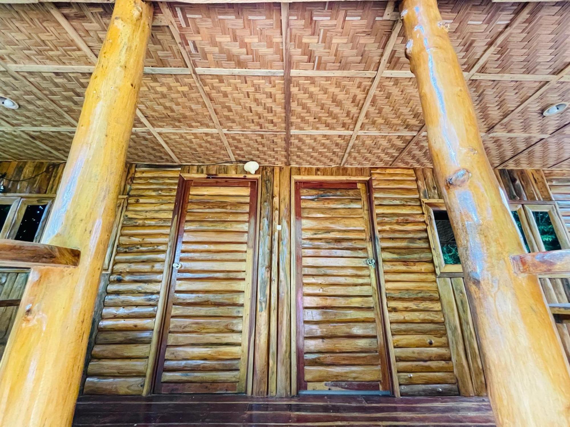 Travis Post Homestay 锡基霍尔 外观 照片